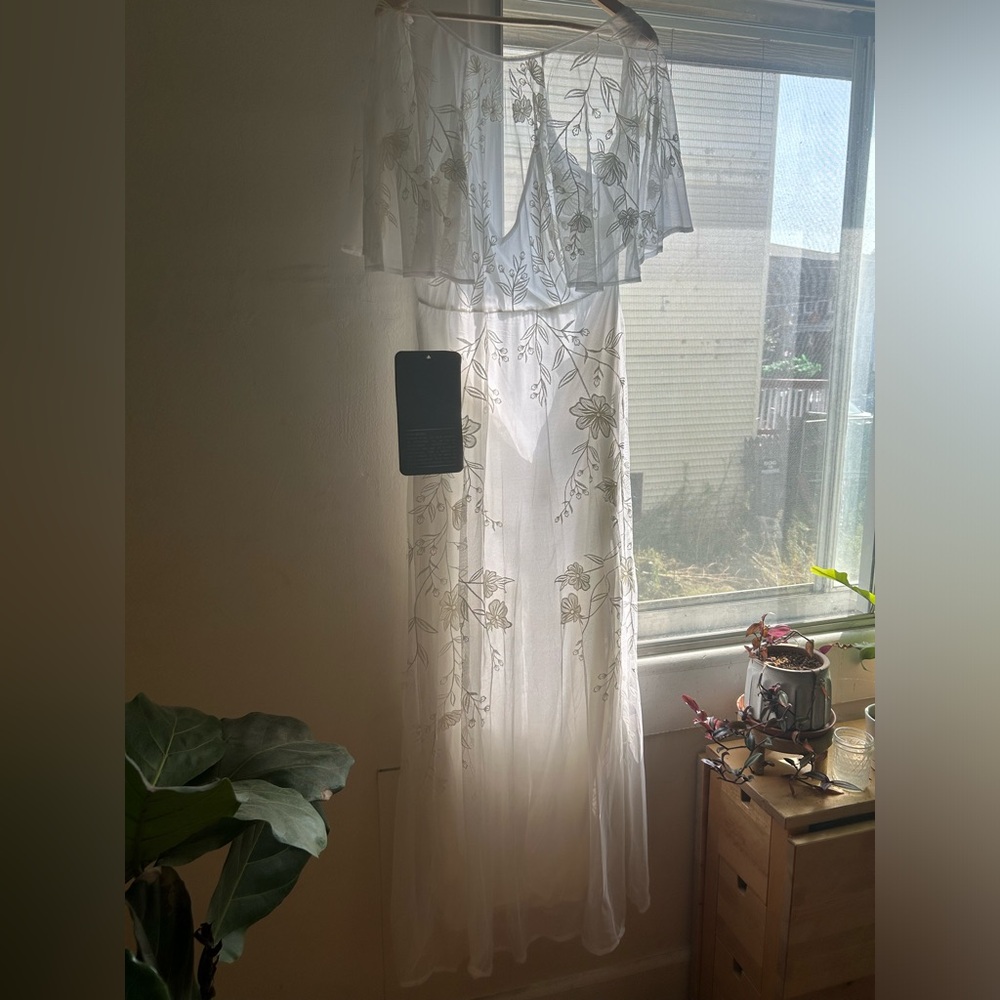 ASOS embroidered flutter sleeve wedding dress NWT